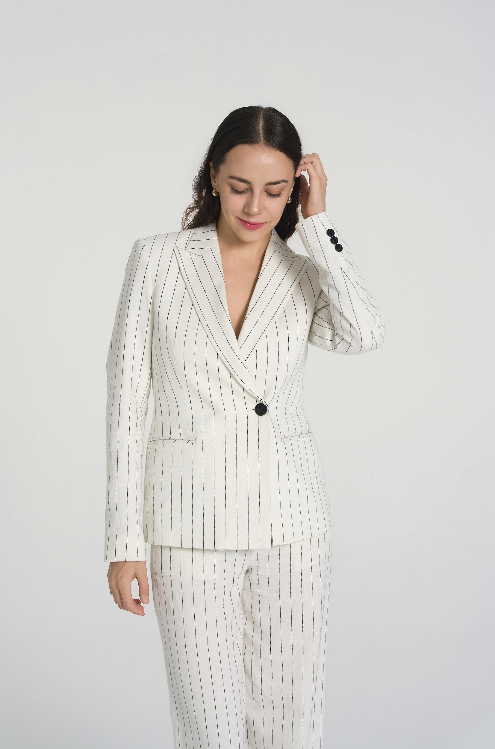 Kat - Linen/Cotton-Blend Pinstripe Suit Jacket